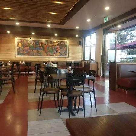 Zendo Suite Nairobi Luaran gambar
